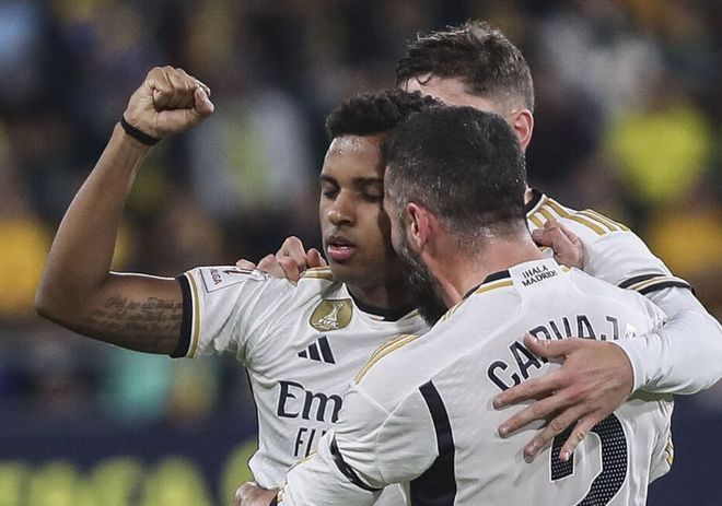 二点包抄 二点包抄